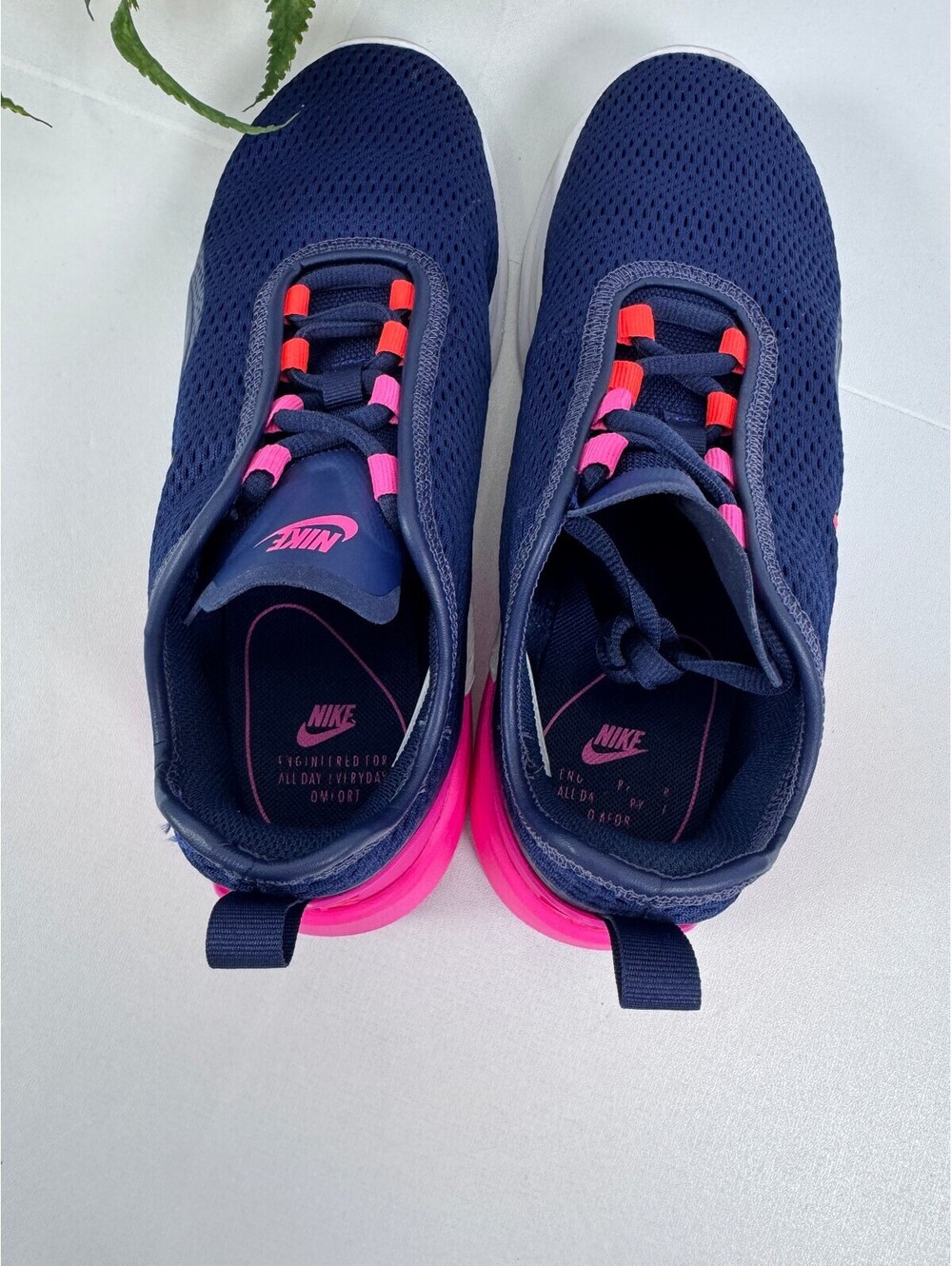 Nike Air Max Motion 2 Running Shoes Women’s 8.5 Navy Pink Athleisure Sneakers - Picture 9 of 9
